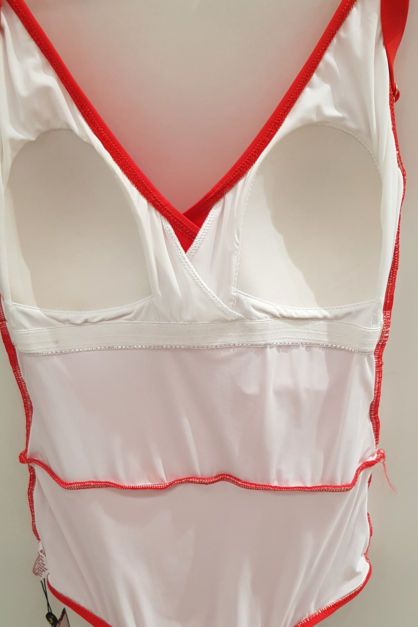 בגד ים שלם מחטב מעטפה ביונסה אדום