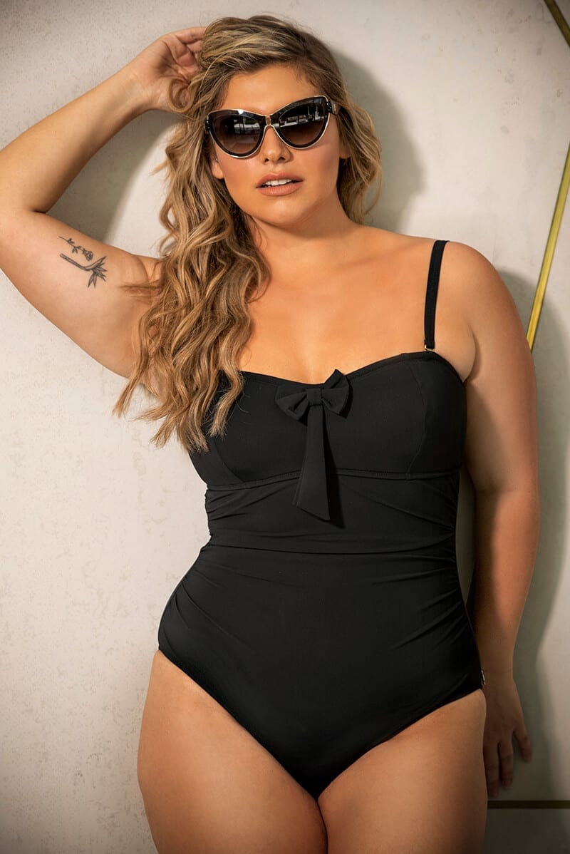 בגד ים שלם פלאס סטפרלס מחטב רומא שחור ן Morena