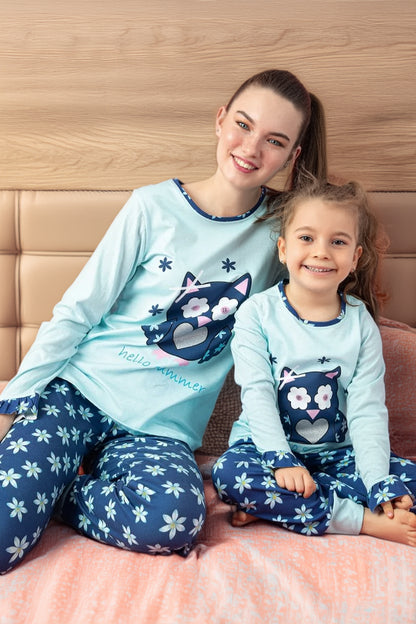פיג'מה לילדות תכלת עם ינשוף כחול ומכנס כחול עם פרחים 95% כותנה